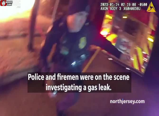 Video :Six firefighters are inside a house when it explodes